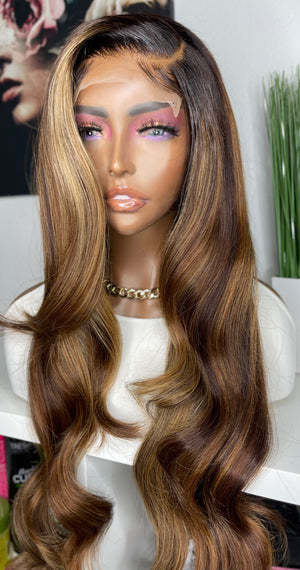 Highlighted Body Wave Lace Closure Unit